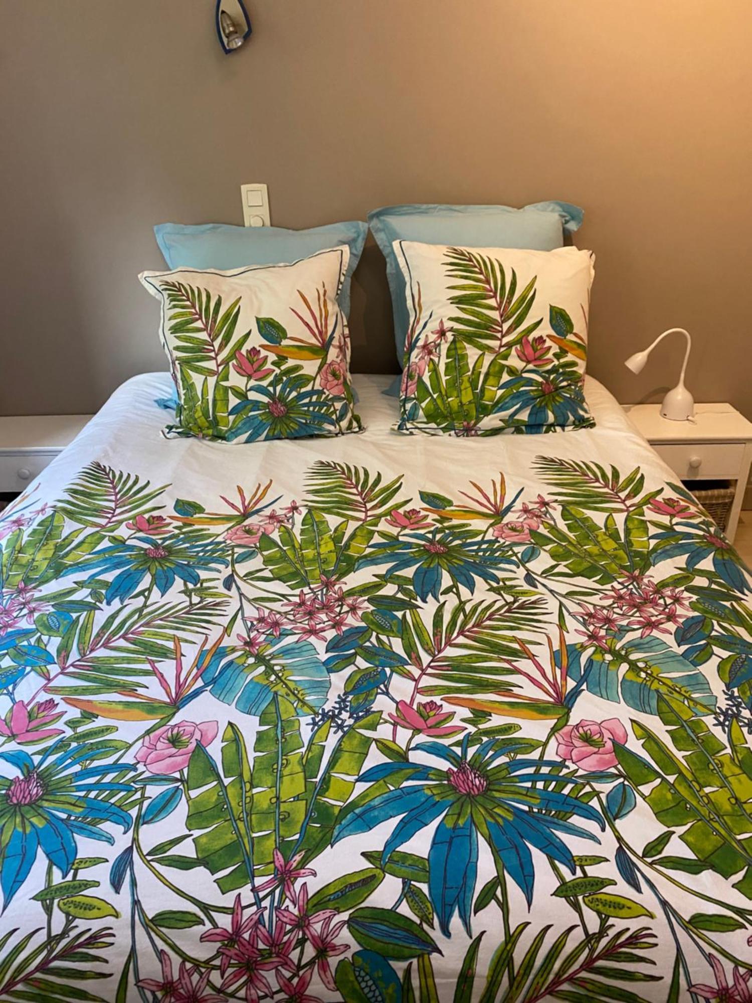 Hébergement de vacances Maison Et Jardin 2chambres 2salles De Bain *