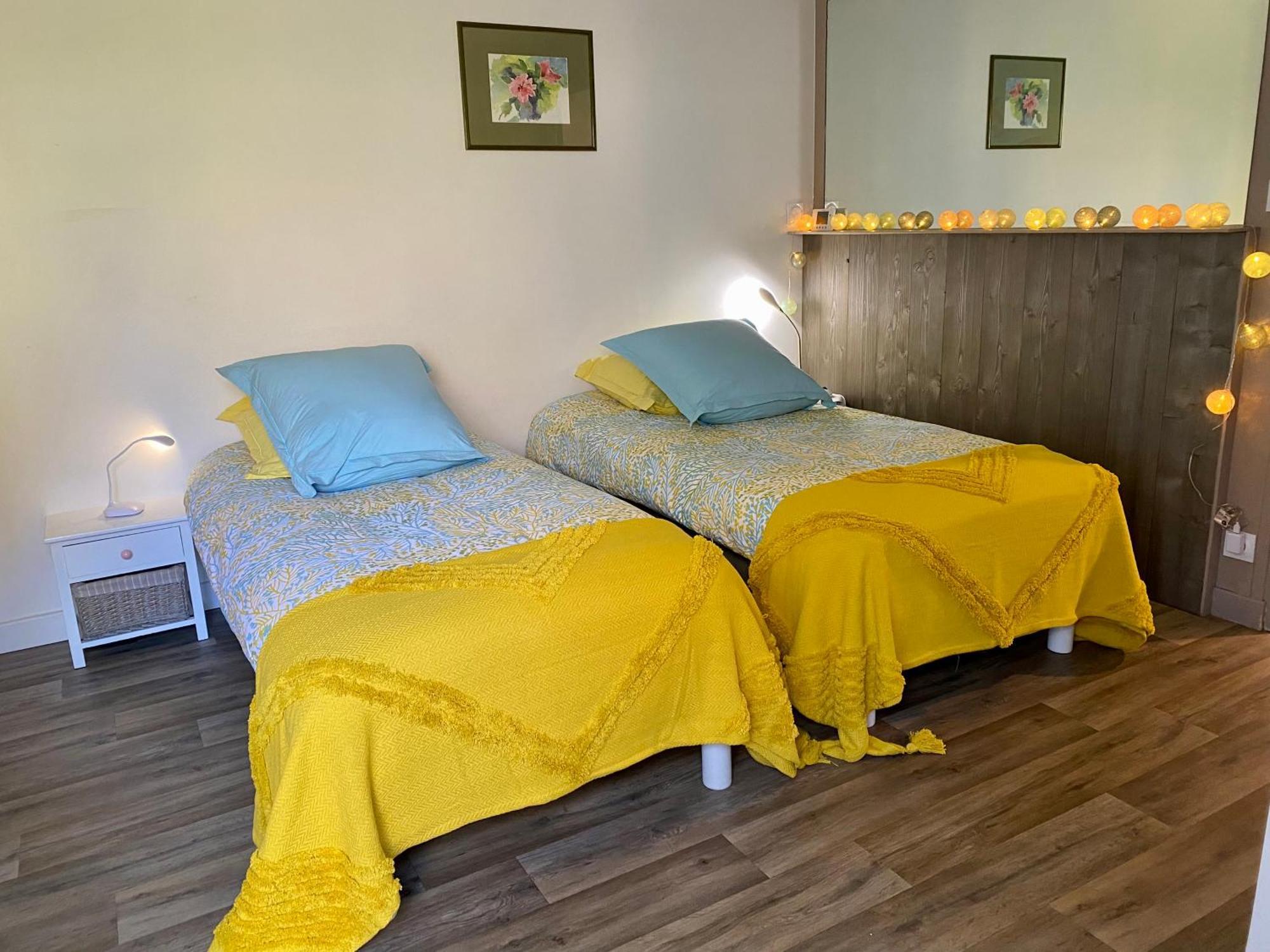 Holiday home Maison Et Jardin 2chambres 2salles De Bain Sene